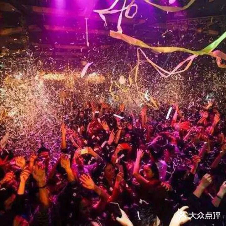 TT HOUSE PARTY(拱辰广场店)