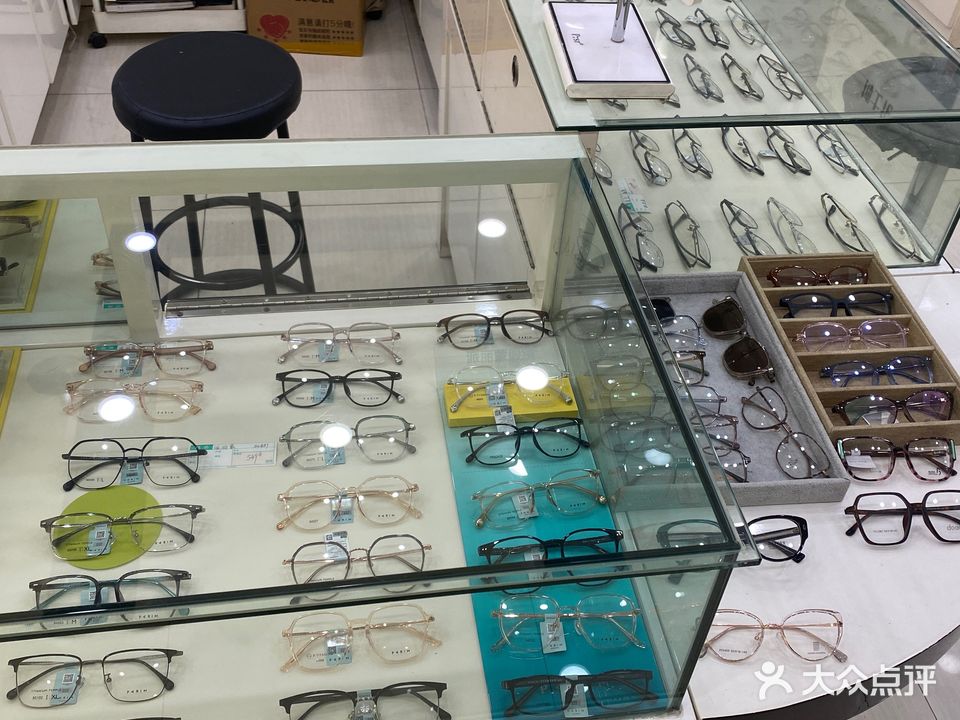 富拓眼镜(大成名店公园店)