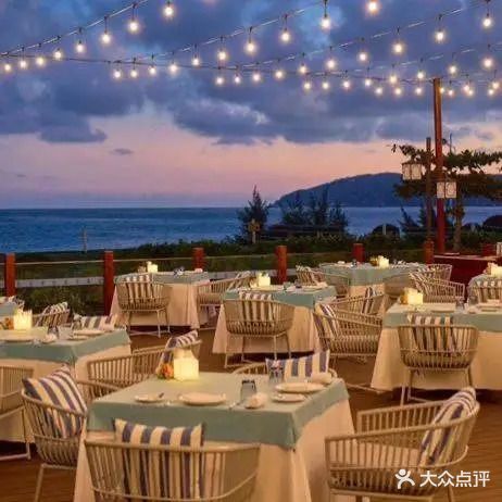 海边西餐厅·海鲜烧烤·现场乐队·浪漫海景(三亚丽思卡尔顿酒店)