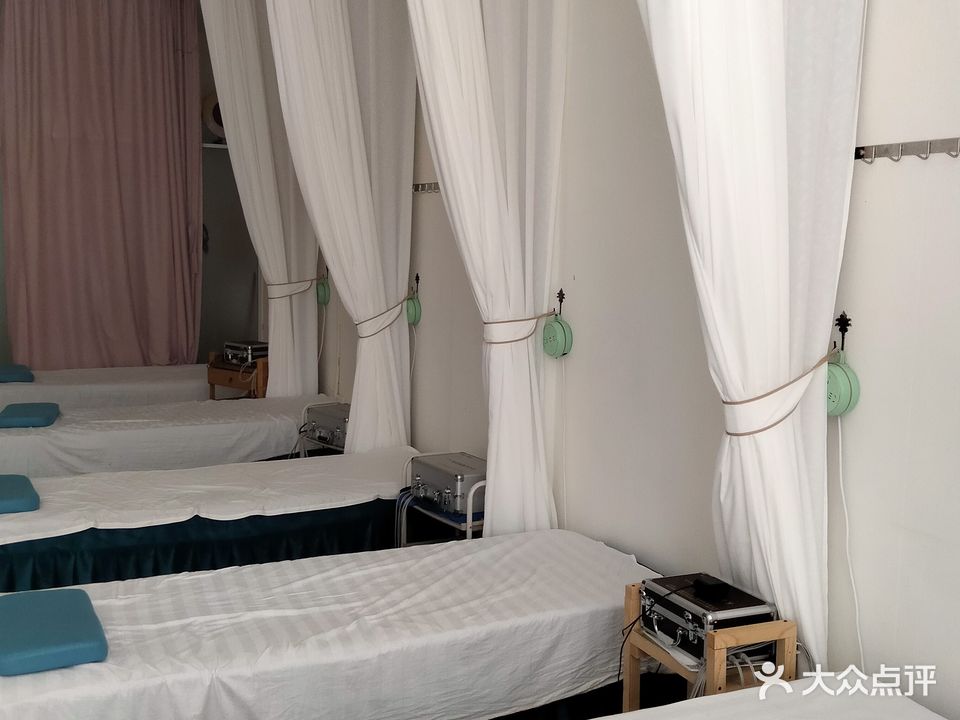 杨波采耳修脚(银滩大道店)