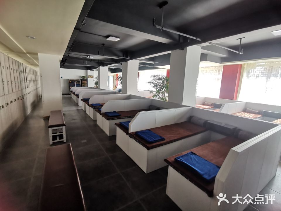 大班足道洗浴中心(康怡园店)