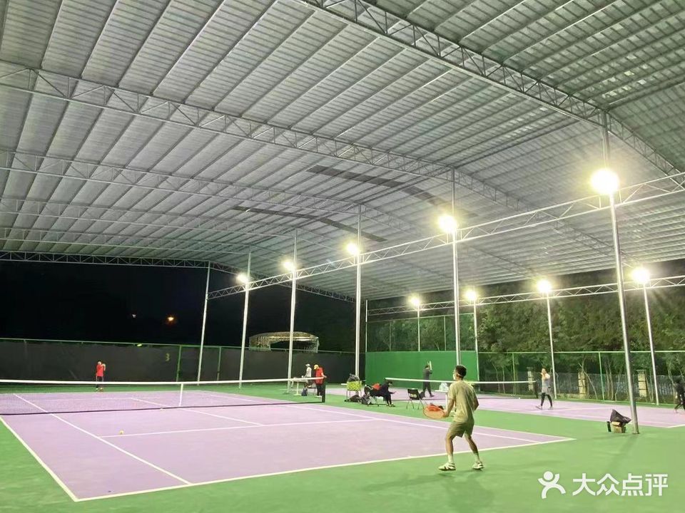 高力美VV网球会