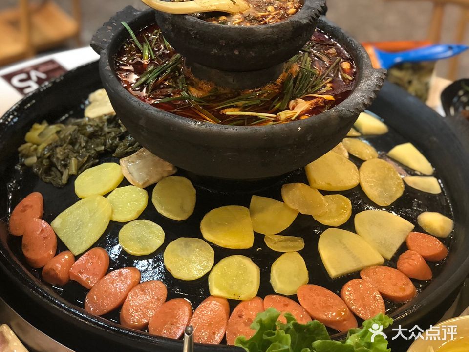张老九卤烤小吃坊(贵阳一店)