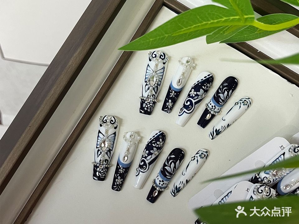 查理小姐手工穿戴甲