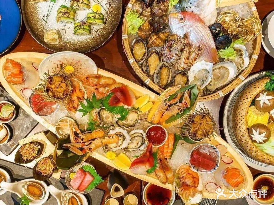 一本魅铁板烧·无国界料理