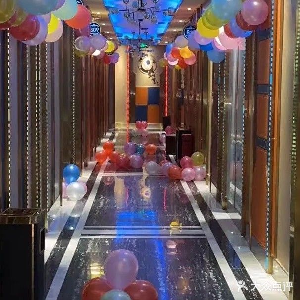 恋尚纯K PARTY KTV