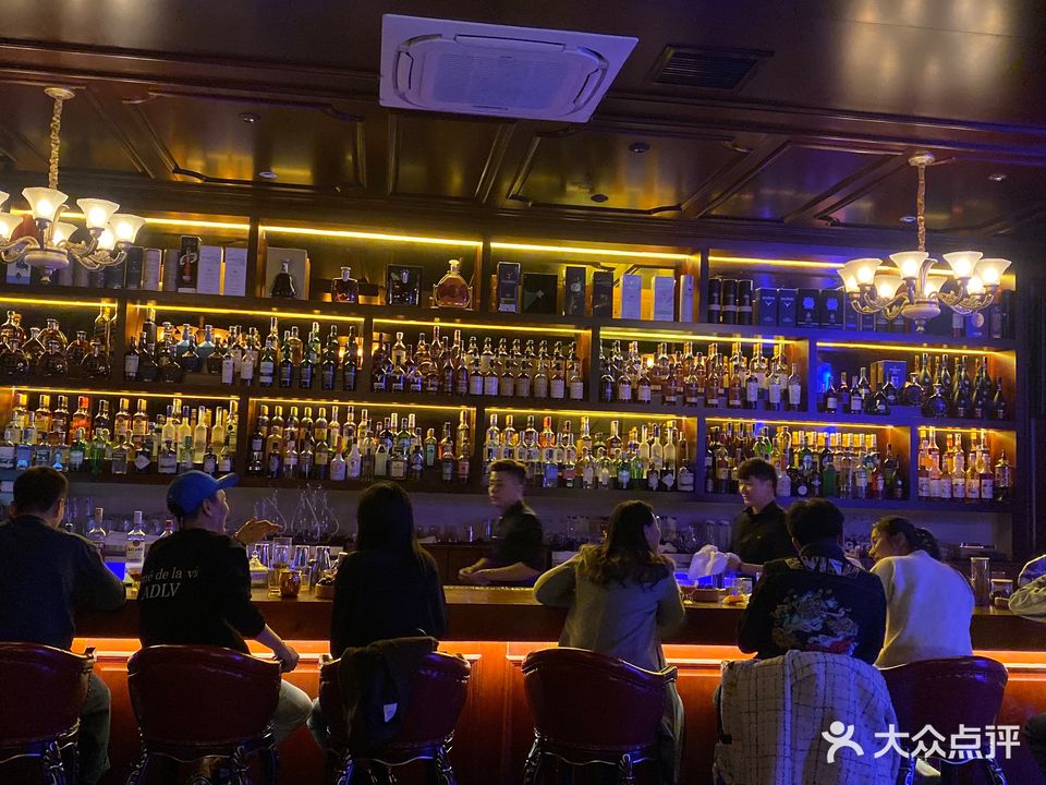 Royal lounge罗雅酒吧