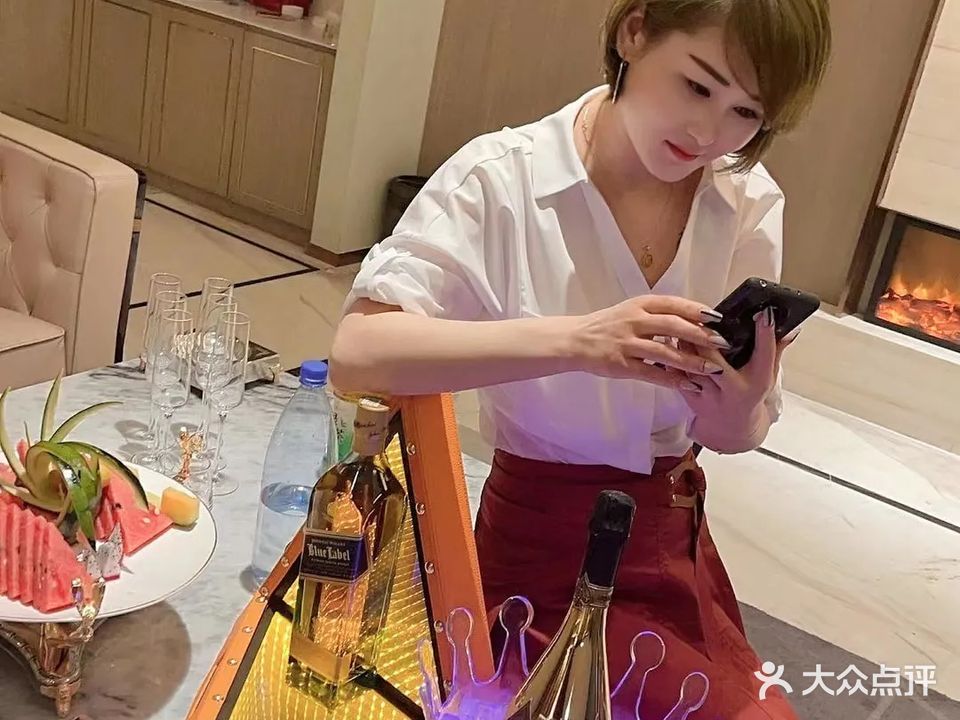 环球永利汇(张家山店)