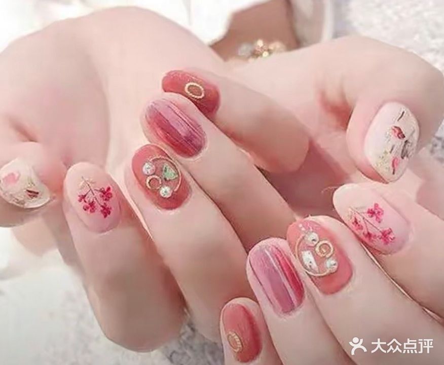 艾菲菜台湾美睫