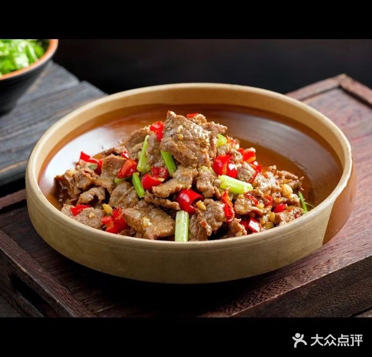 唐小鸭原满姐湘菜馆