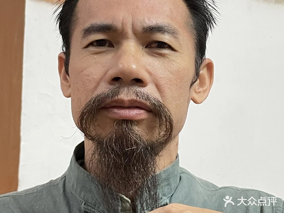 黄亚南民间祖传推拿养生中医按摩(海南医学院宿舍区店)