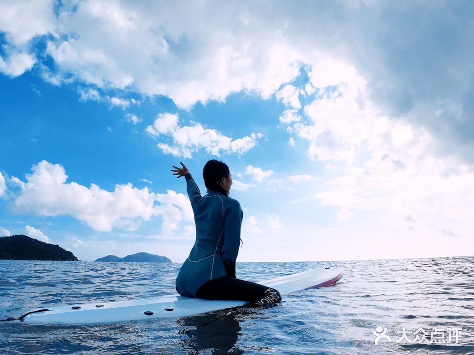 神州半岛浮潜游艇俱乐部