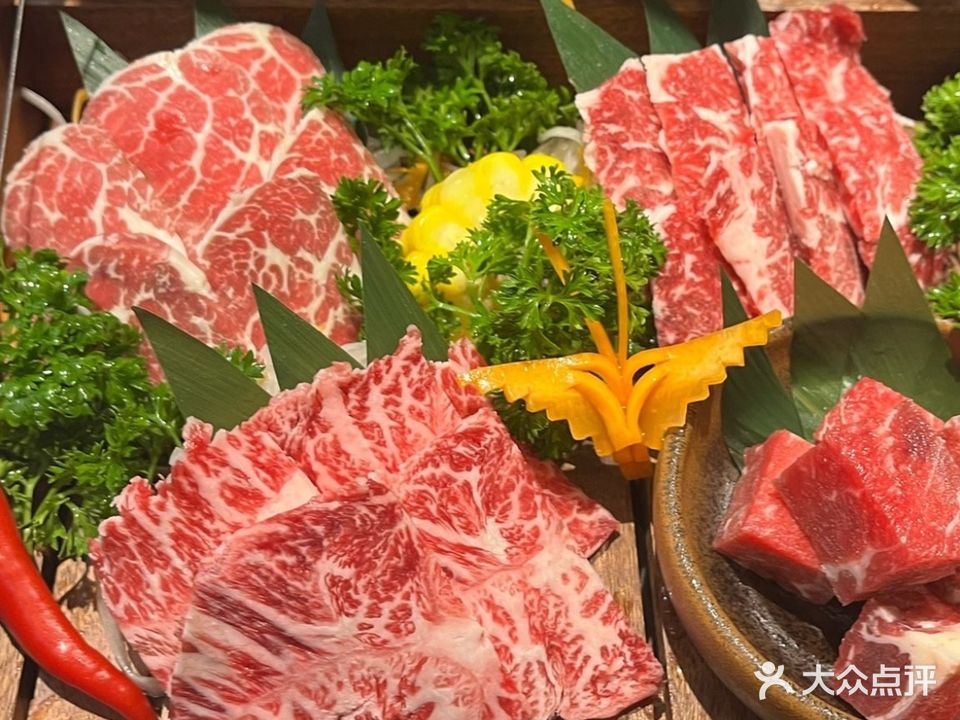 嘻炭靠肉(万霖花苑东区店)