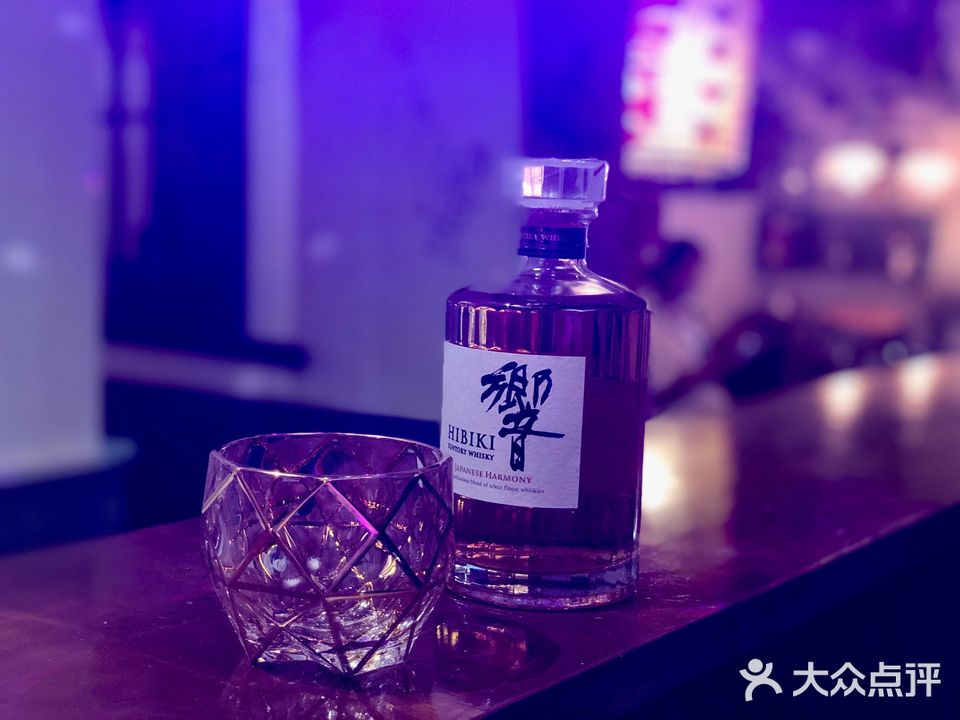 美好生活小酒馆