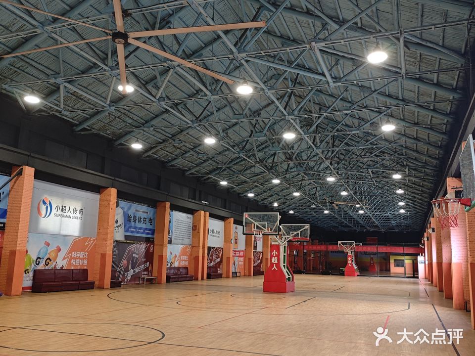 小超人洪都大道260厂球馆