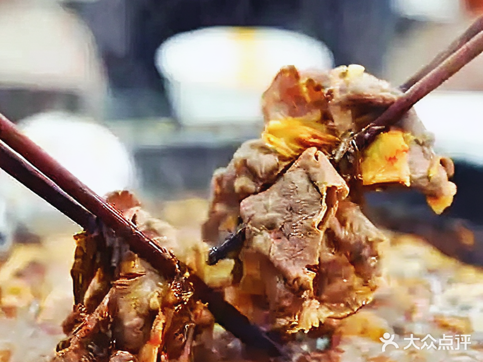 邱记老坛酸菜牛肉(建水店)