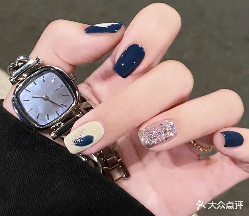 逸美美甲