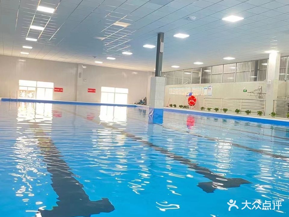 泳泰游泳运动馆