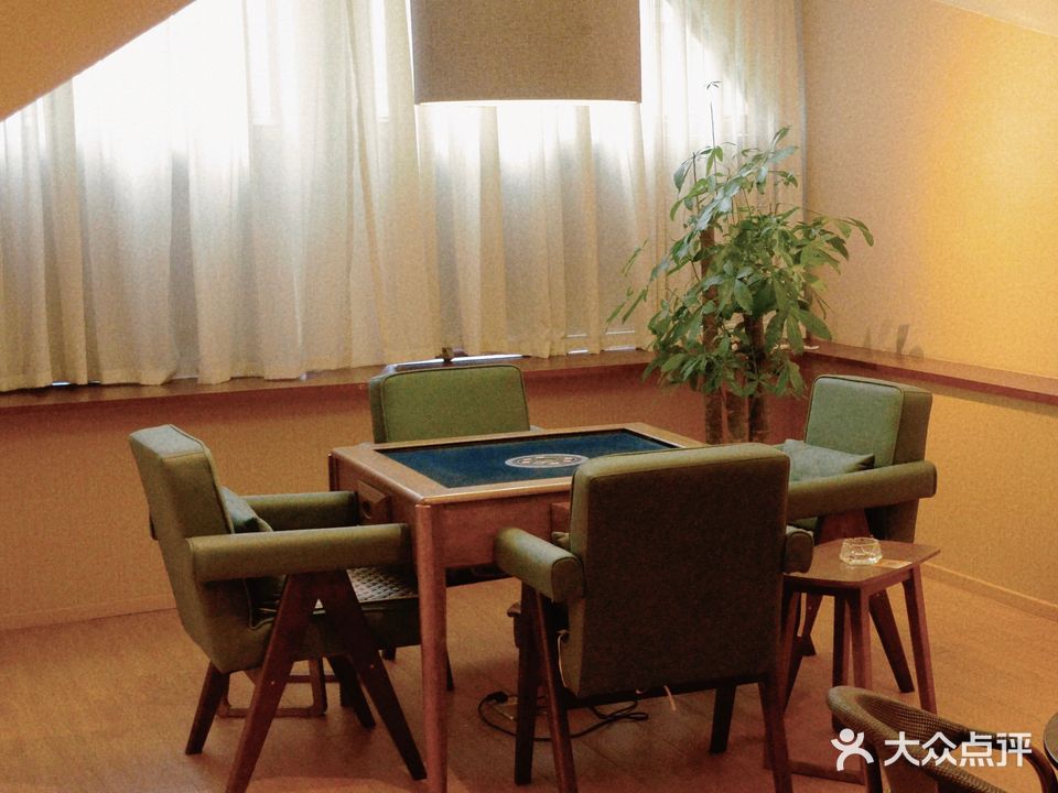 永利人棋牌(祈年悦城商业街店)