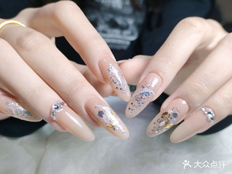妆妍美甲美睫工作室