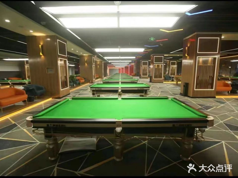 津玖台球