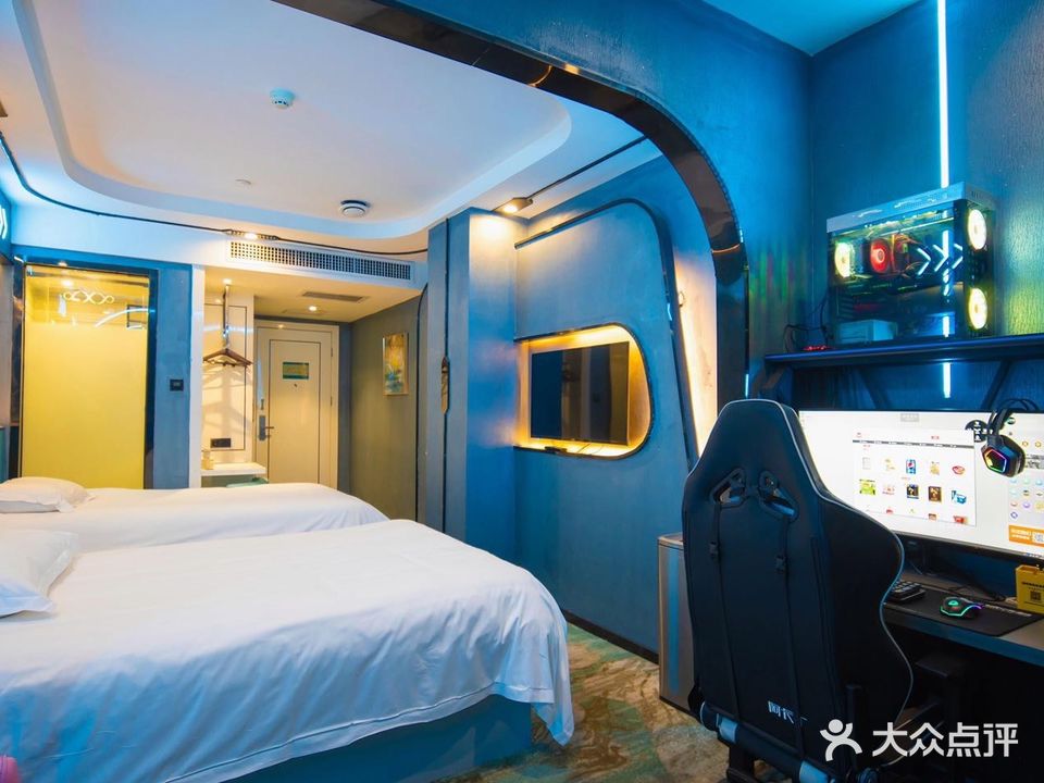 风口电竞馆网咖(泰禾广场店)