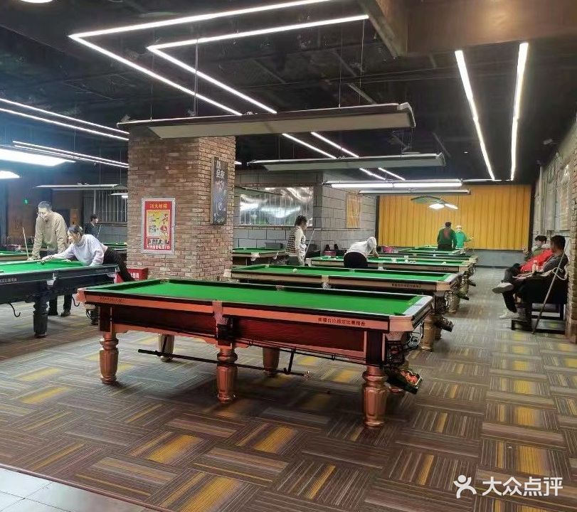 壹零叁台球俱乐部(9号仓生活广场店)