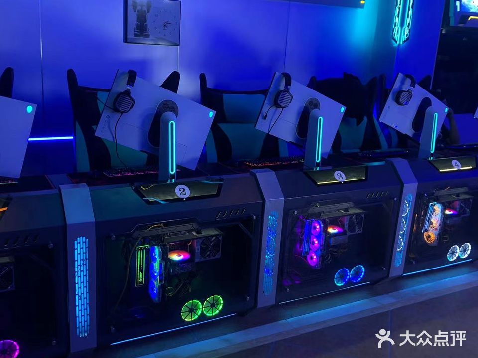 金都网咖简餐