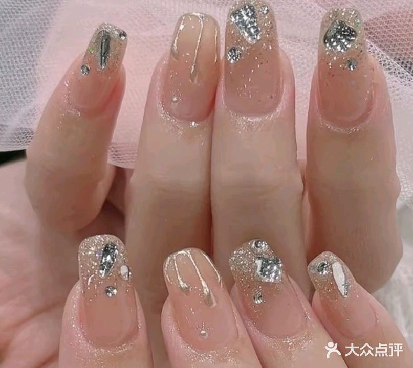 女王美甲(清平街店)