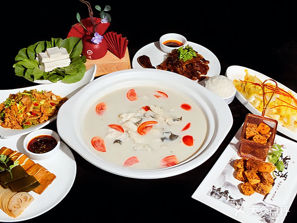 鱼缘肥鱼(西坝夜市店)