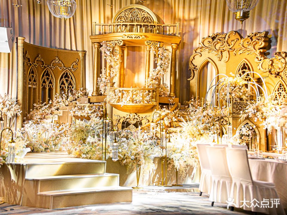 鲤酒·华宴宴会·包厢·茶餐厅(云鹿路店)