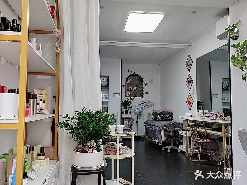 千色美妆·美甲美睫