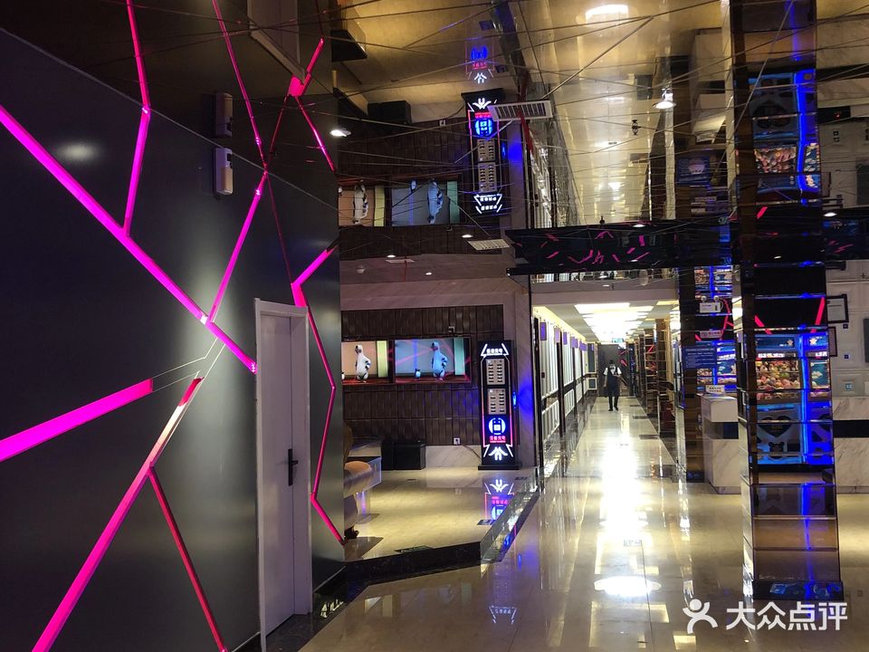 领唱KTV