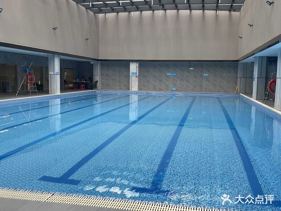 型运游泳健身(上城·摩卡商城店)