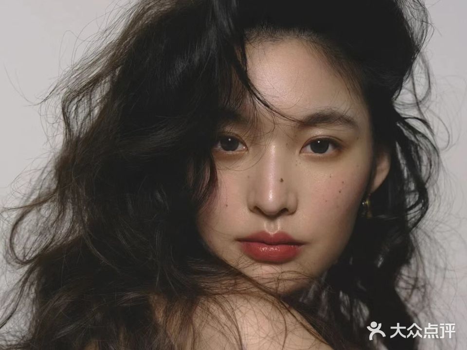 发吧美发会所(麟居花园东区店)