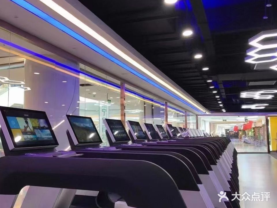 菲特尼斯健身俱乐部(乌兰察布吾悦广场店)