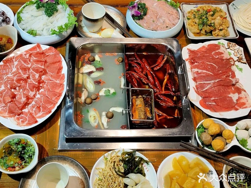 蜀家天下火锅-营业到凌晨四点