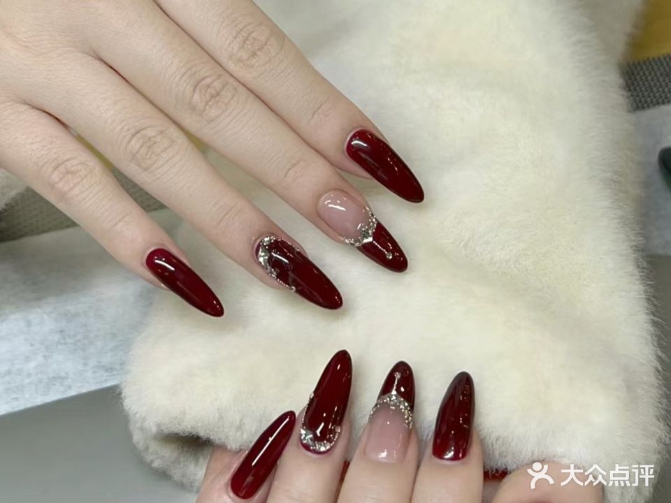 Um·优米美甲美睫