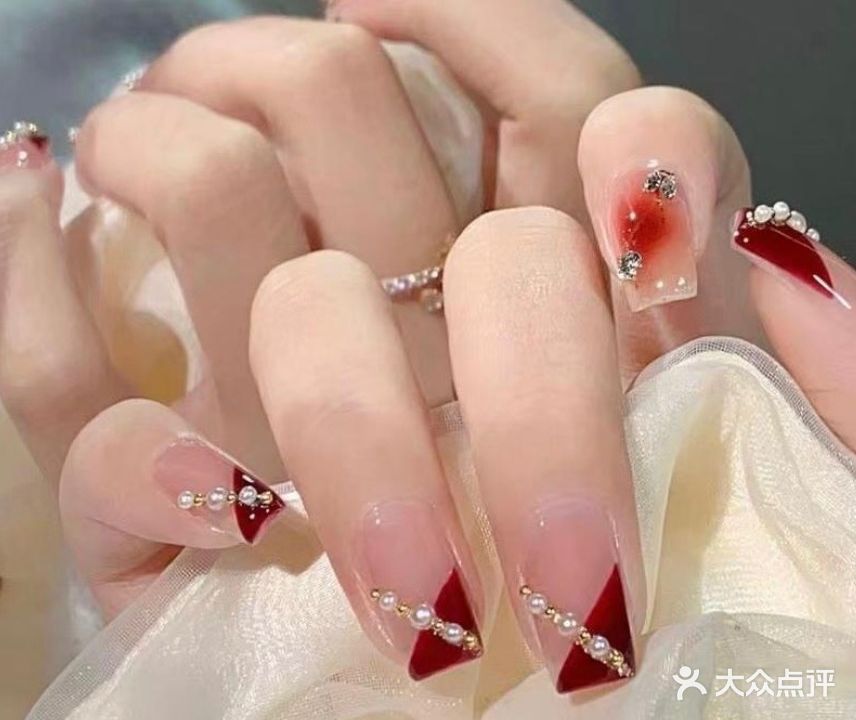 金瑶美容美甲