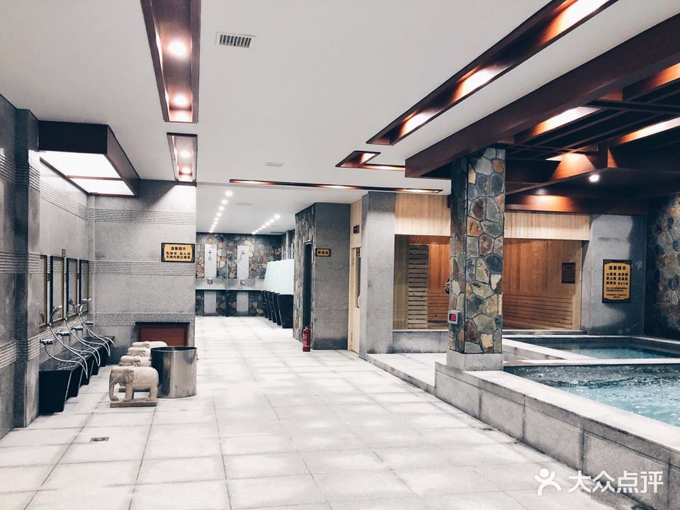 明月泉温泉洗浴中心(浑南店)