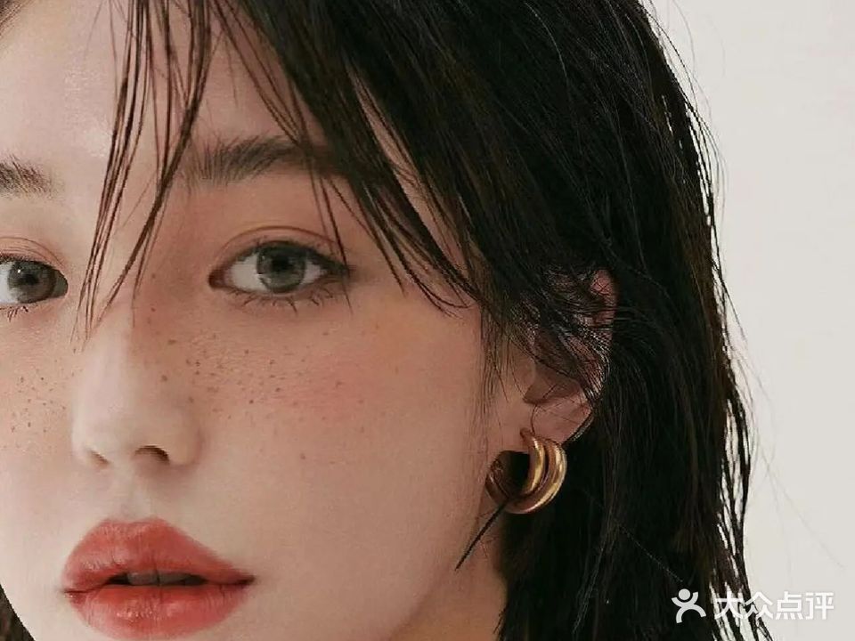 衍生美发沙龙专业店