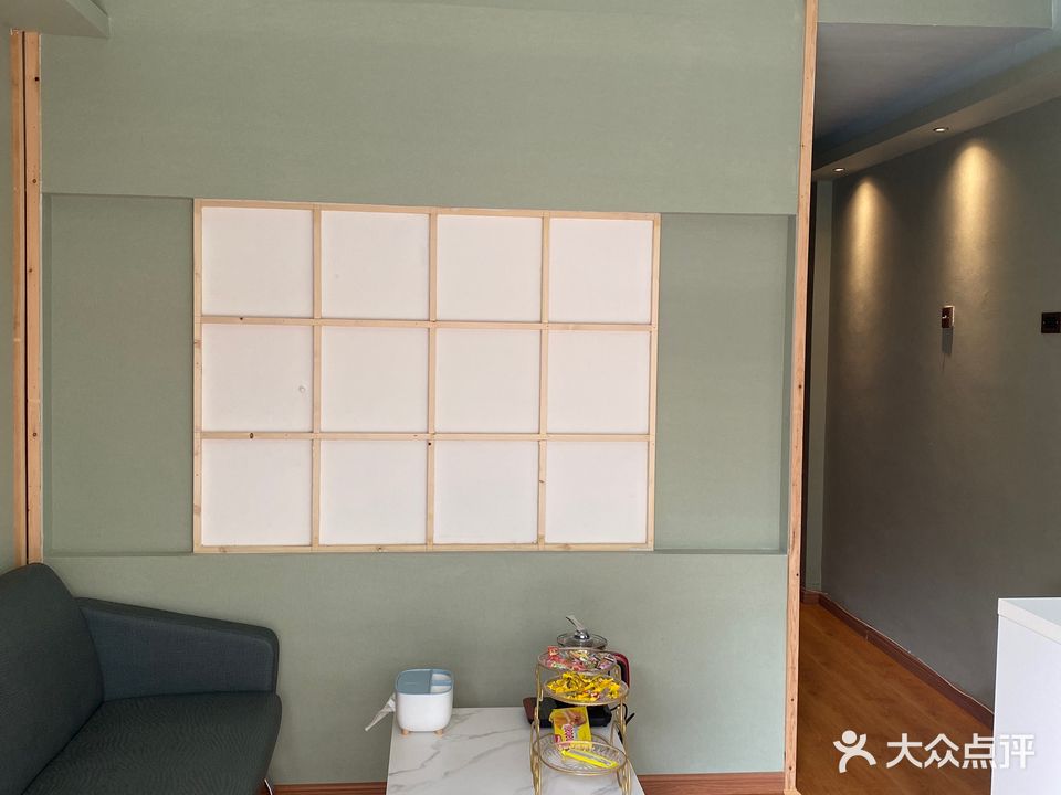 云舒采耳推拿馆