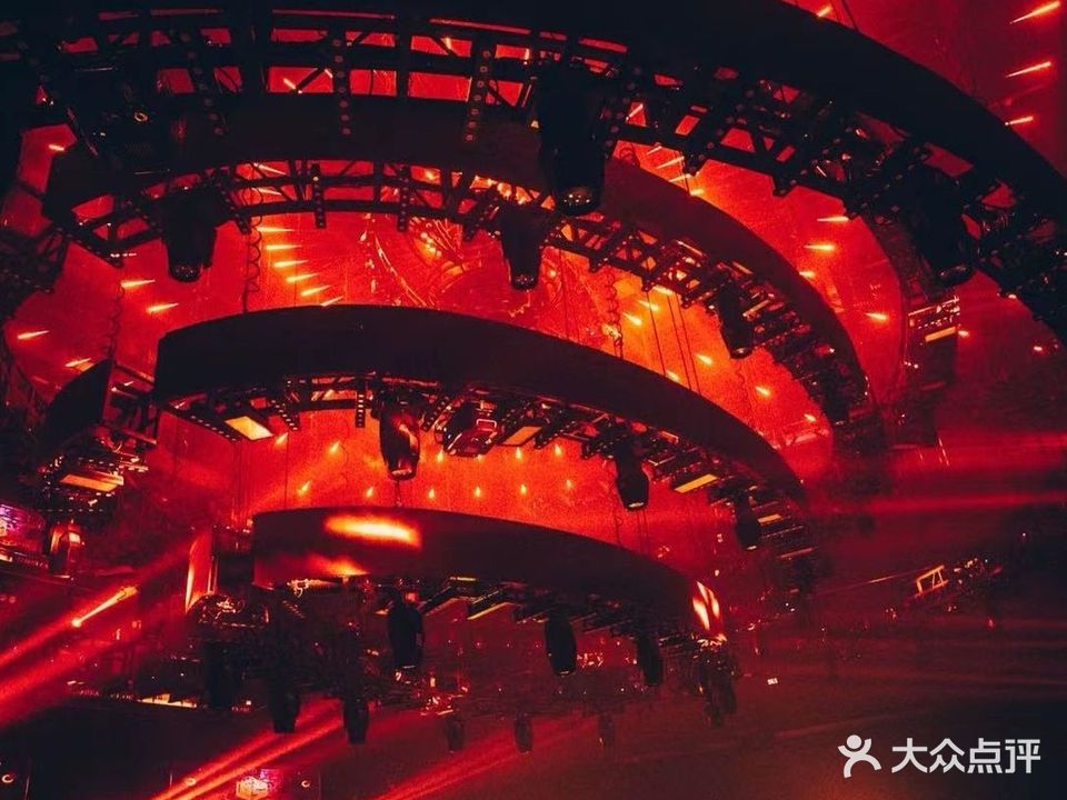 哥斯拉电音剧场