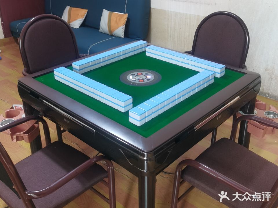 巴中区广聚贤棋牌俱乐部