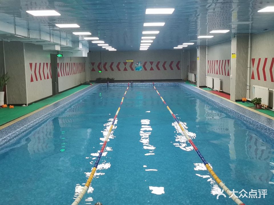 胜元健身游泳俱乐部
