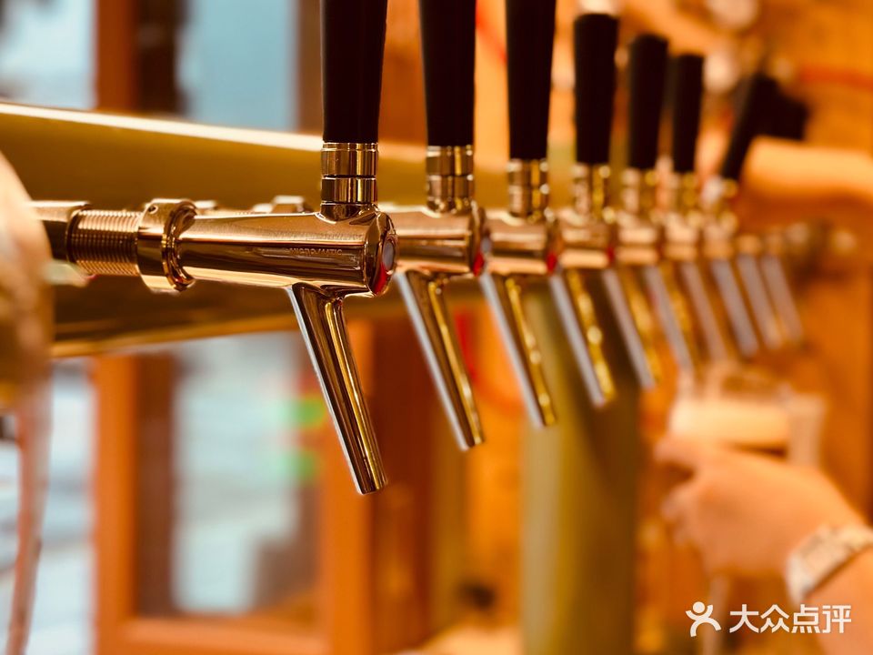 请裁酒家CINCAI BEER & DINNER