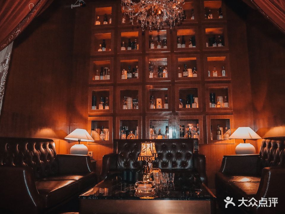 隐肆鸡尾酒威士忌吧(解放中路店)