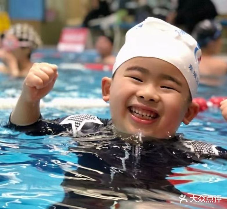 博雅阳光游泳健身会所