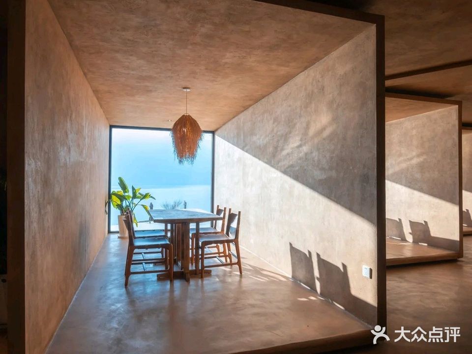 青寂日光海景餐厅·滇味法餐