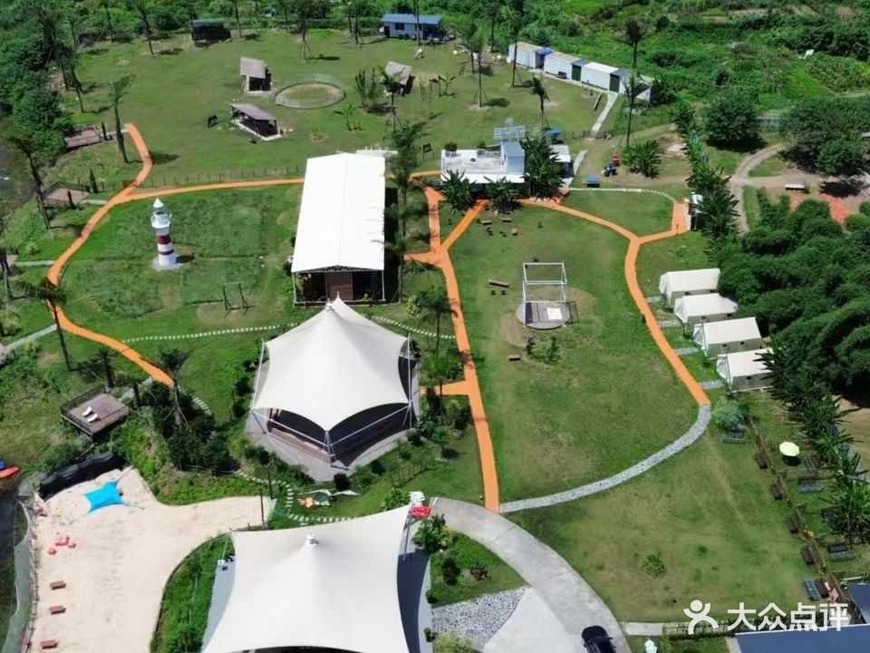 飞渡绿洲马术俱乐部